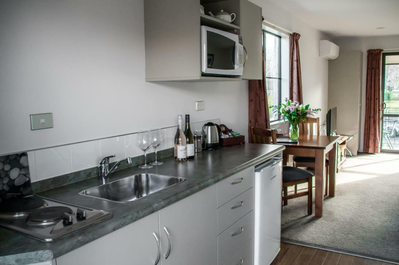 Carrick Lodge Motel Кромвель Екстер'єр фото